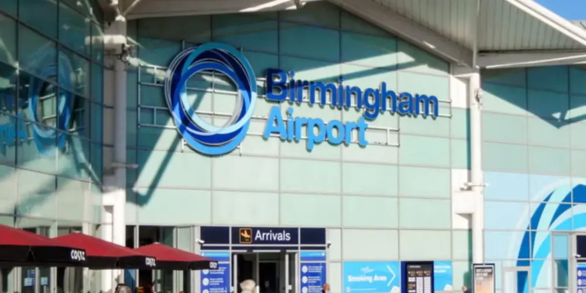 Birmingham Airport Smoking Area
