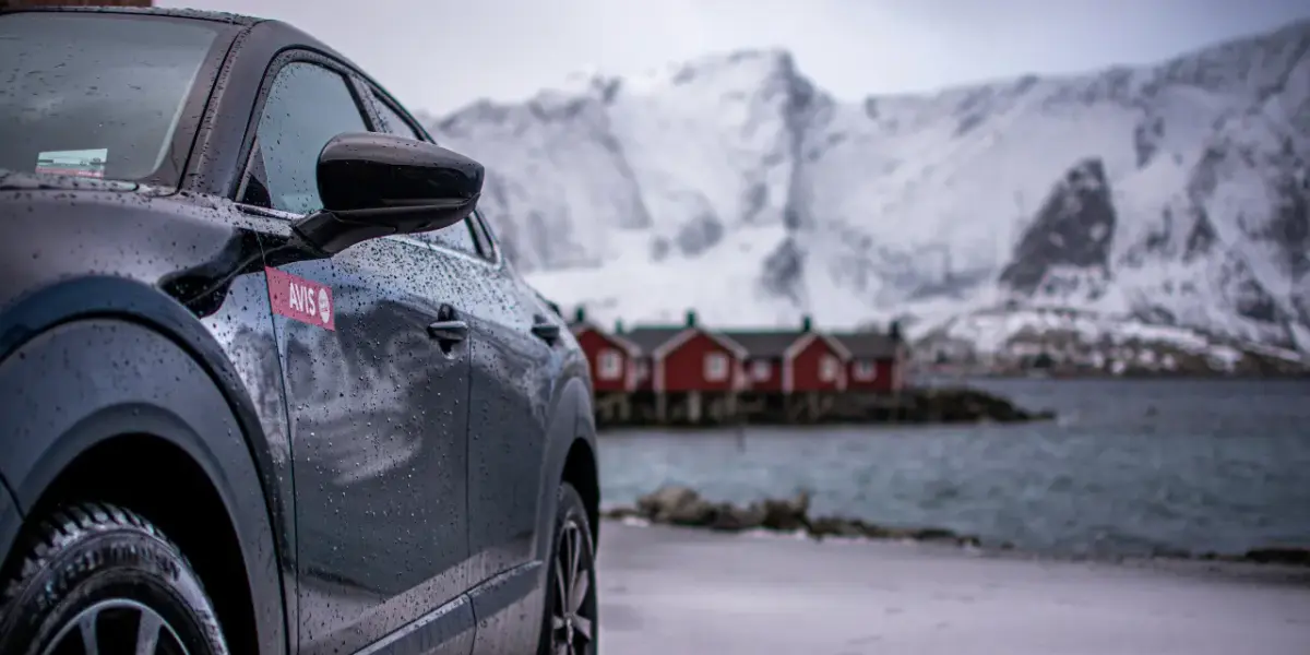 is there a charge if avis reservation is not cancelled