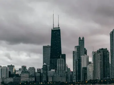 How to Get from Chicago Midway Airport (MDW) to Downtown?
