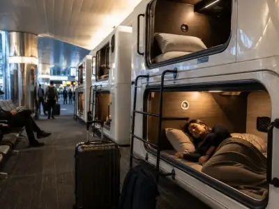JFK Airport Sleeping Pods: Availability, Locations, Best Alternatives and Tips