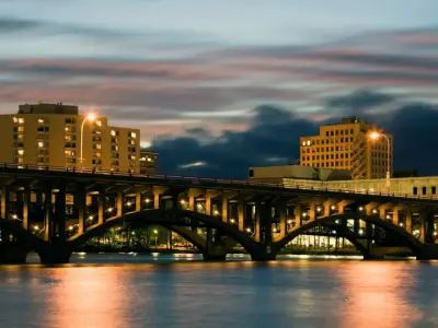 How to Travel from Midway Airport to Rockford, IL?