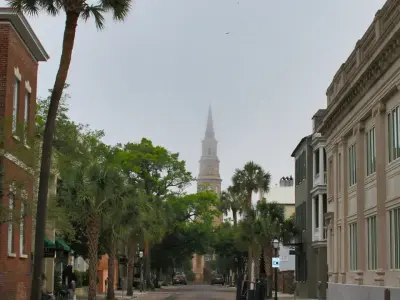 10 Oldest Streets in America Worth Exploring