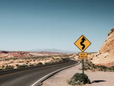 16 Most Unusual Traffic Signs in USA